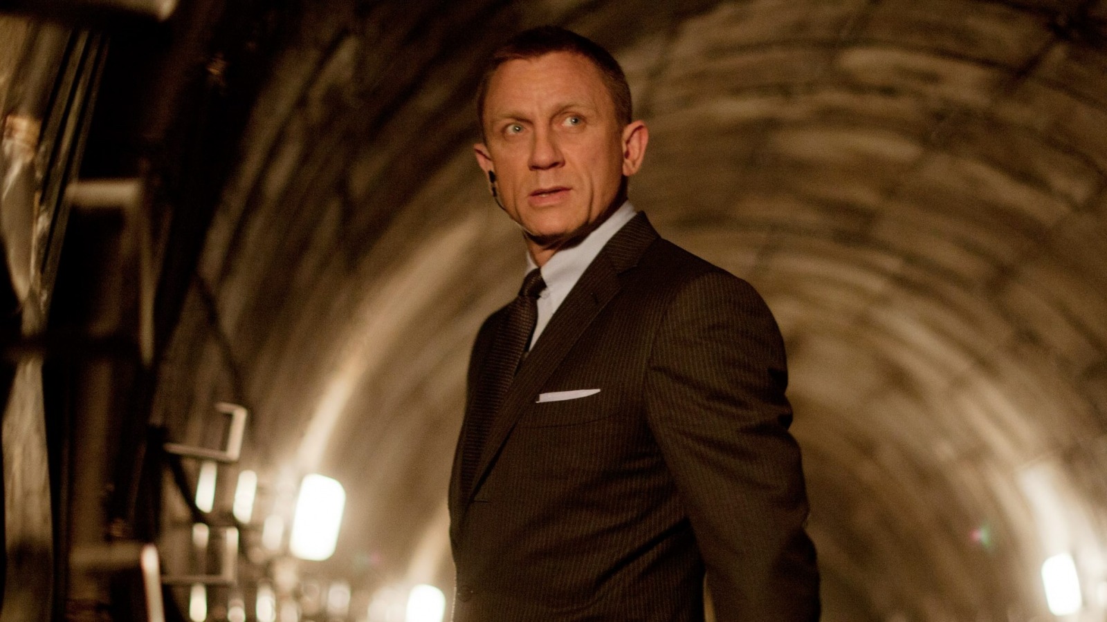 The Most Useful Gadgets In James Bond History