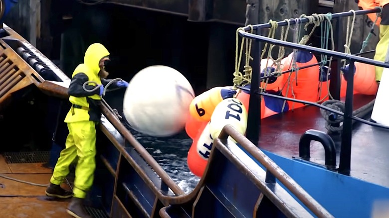 Deckhand trying to prevent collision