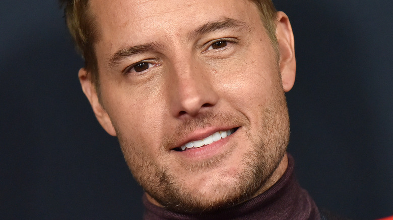 Justin Hartley smiling