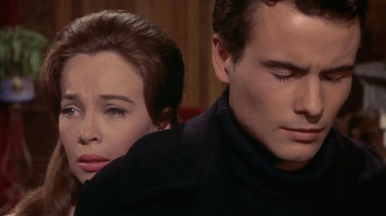 Marius and Fanny looking sad in Fanny