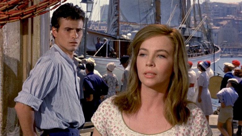 Marius looking at Fanny at the harbor in Fanny