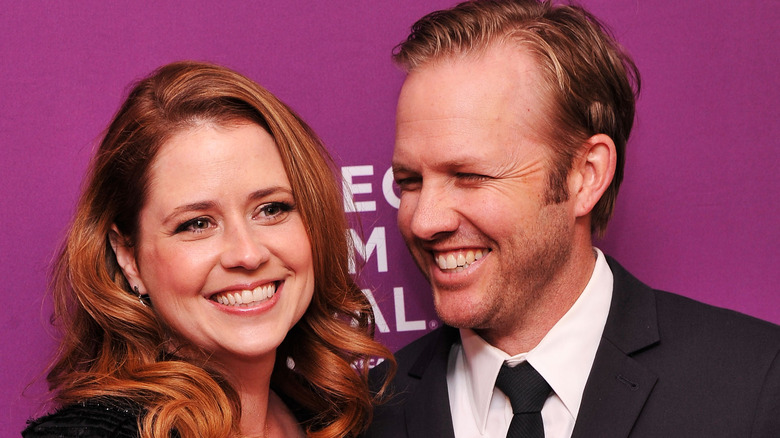 Jenna Fischer and Lee Kirk posing