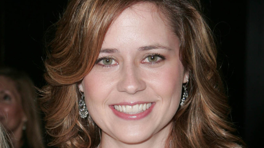 Jenna Fischer on the red carpet