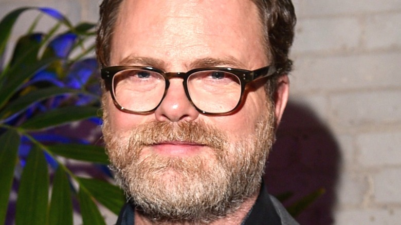 Rainn Wilson wearing brown-rimmed glasses