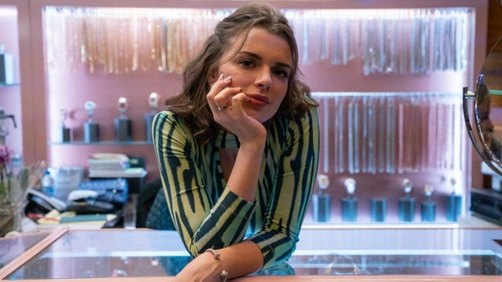 Julia Fox as Julia in Uncut Gems