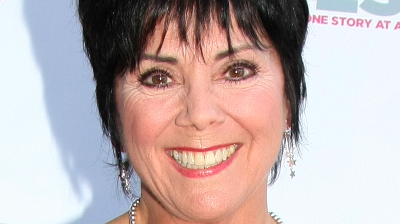 Joyce Dewitt smiling