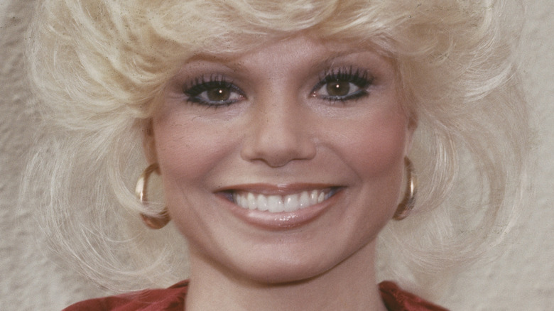 Loni Anderson smiling 