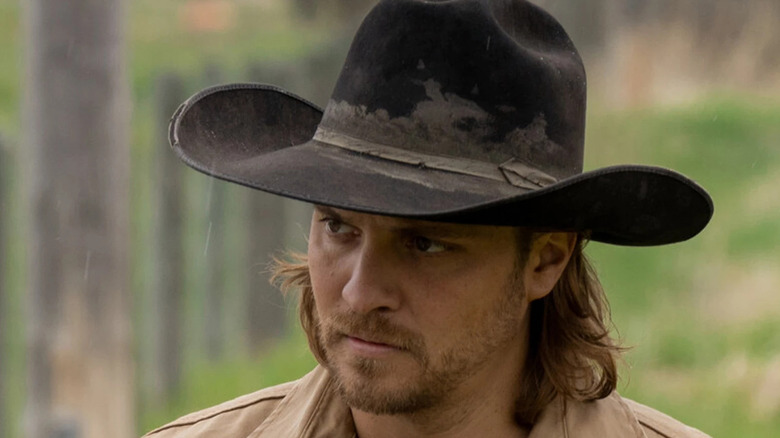 Kayce Dutton is concerned on "Yellowstone"