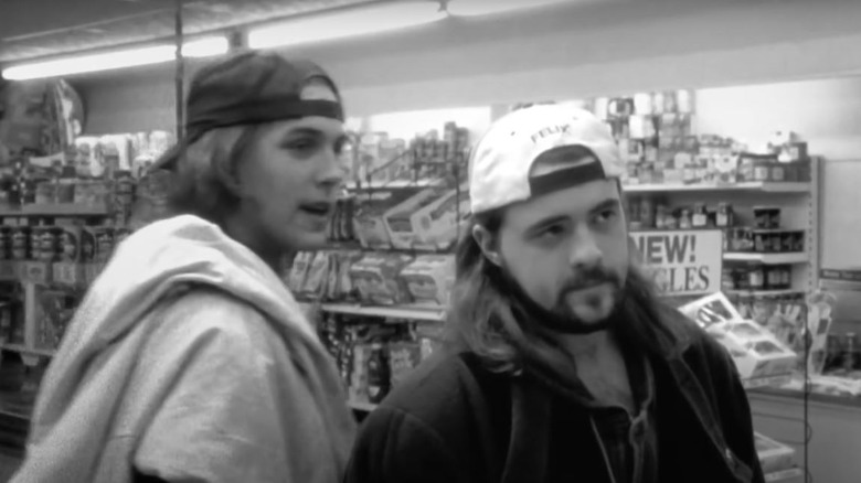 Jay and Silent Bob talking