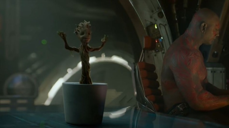 Baby Groot dancing
