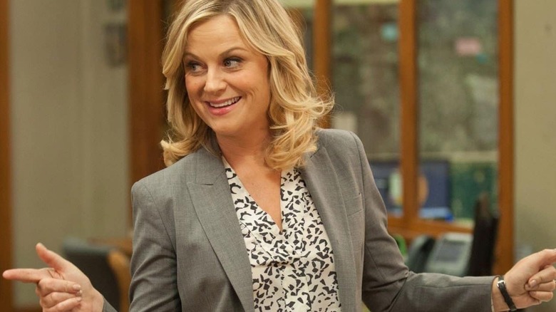 Amy Poehler Leslie Knope smiling pointing