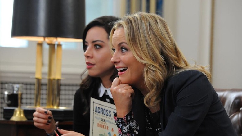 aubrey plaza Amy Poehler