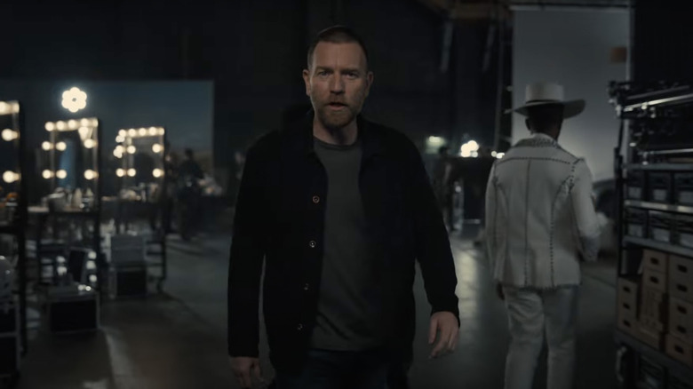Ewan McGregor walking set