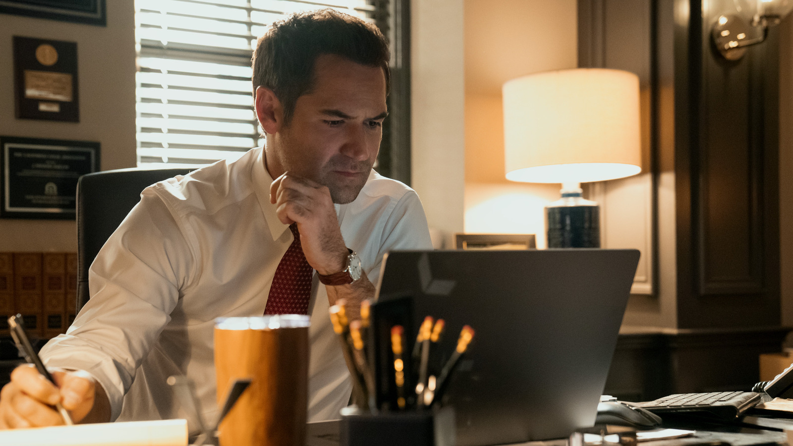 The RealLife Inspiration Behind Netflix's The Lincoln Lawyer