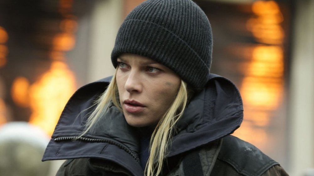 Lauren German in Chicago Fire