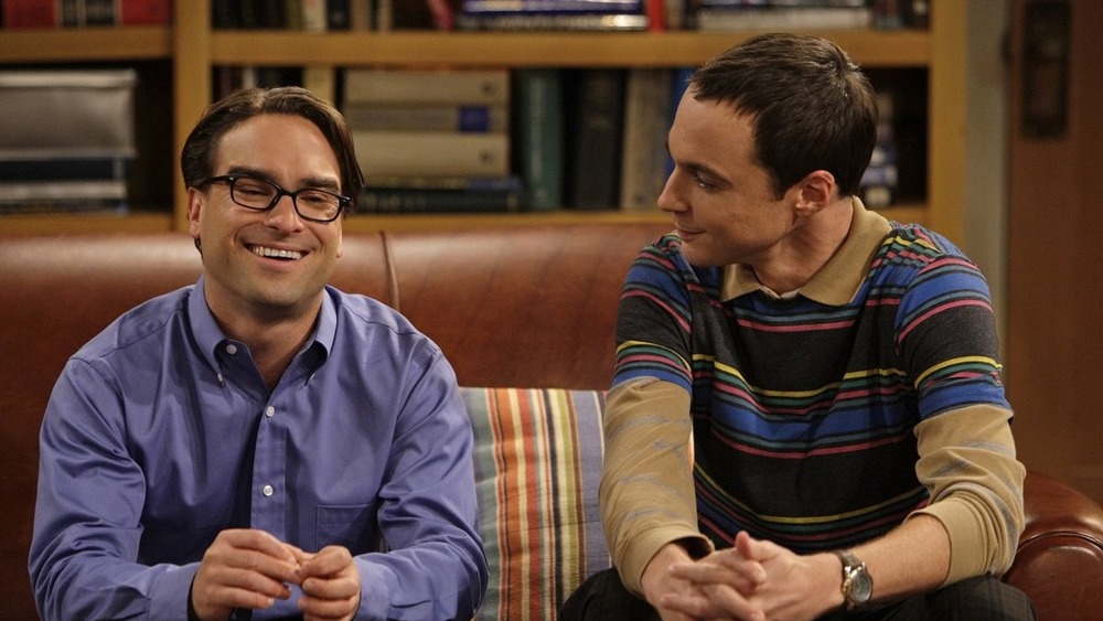 The Real Reason Leonard's Glasses Didn't Have Lenses In The Big Bang Theory