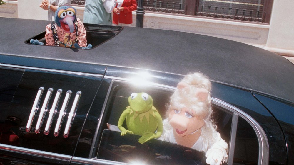 Muppets Gonzo, Kermit, Miss Piggy at the Muppets from Space premiere