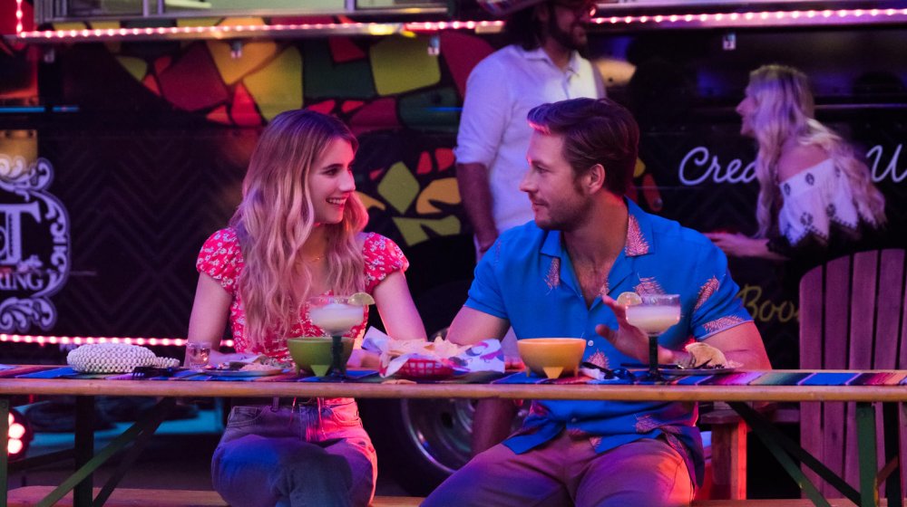 Emma Roberts and Luke Bracey in Holidate