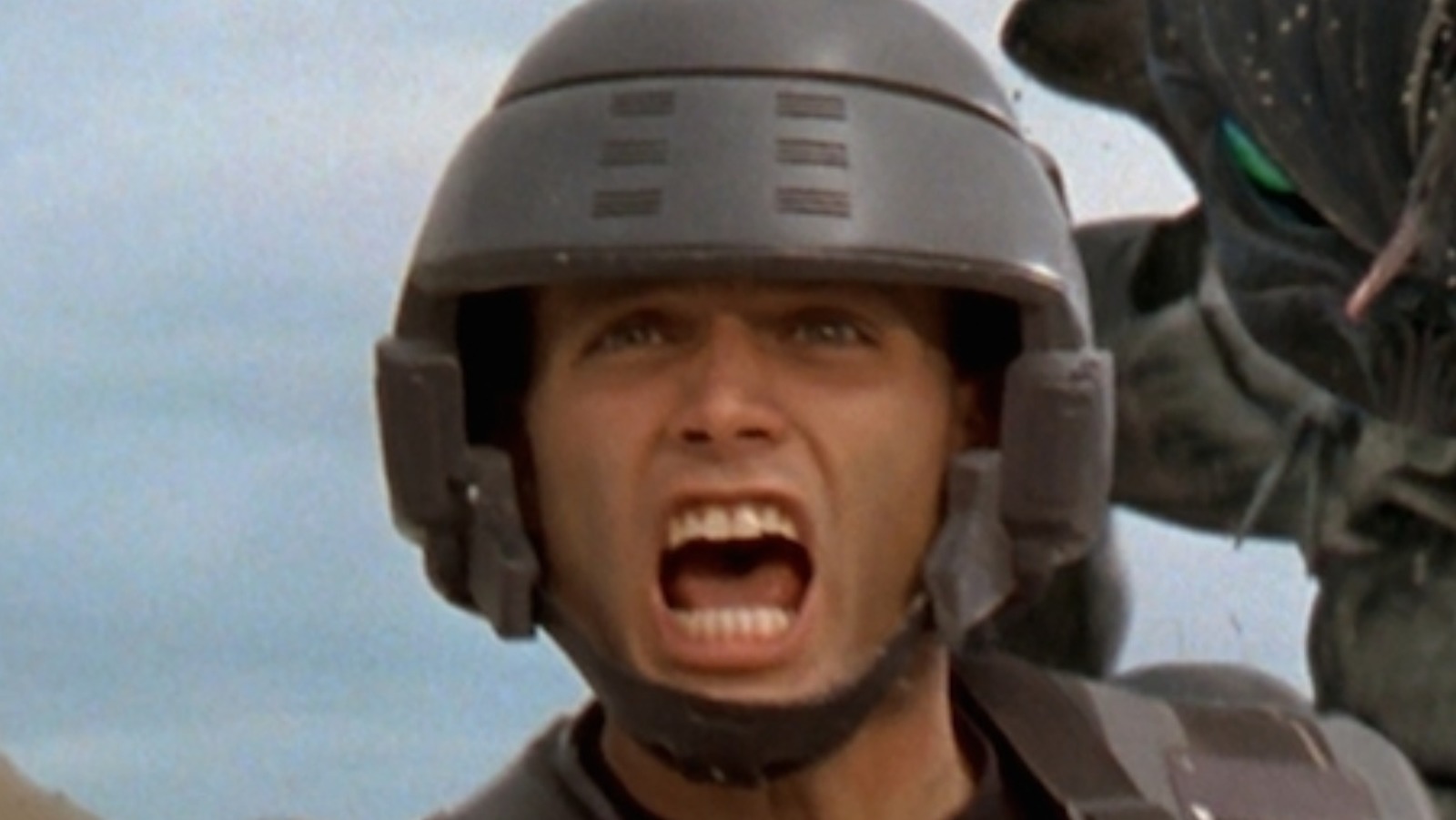 Bichos Battle Scene Film: Starship Troopers (USA 1997) Director