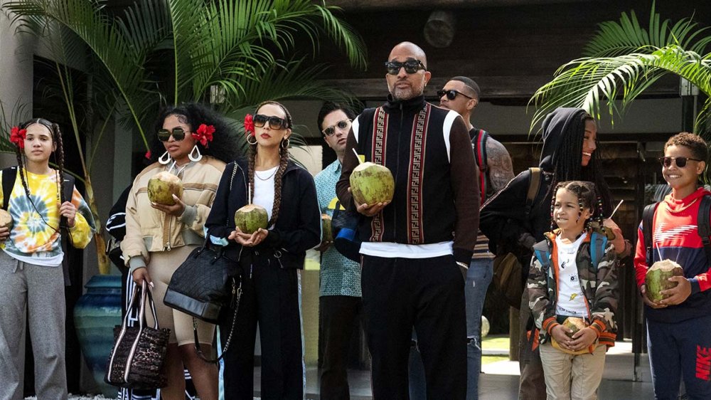 Kenya Barris and the cast of #blackAF