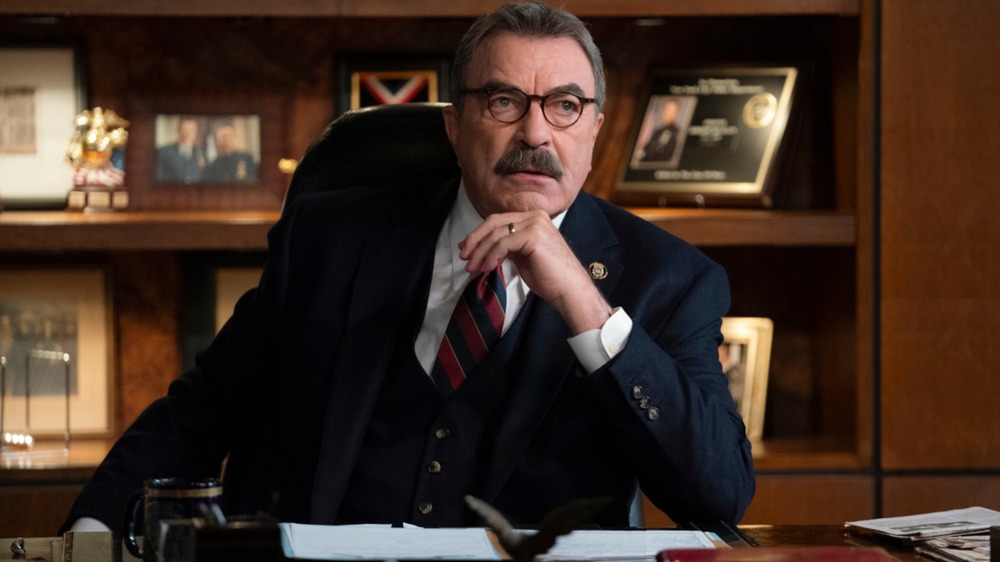 Frank Reagan (Tom Selleck) at his desk on Blue Bloods