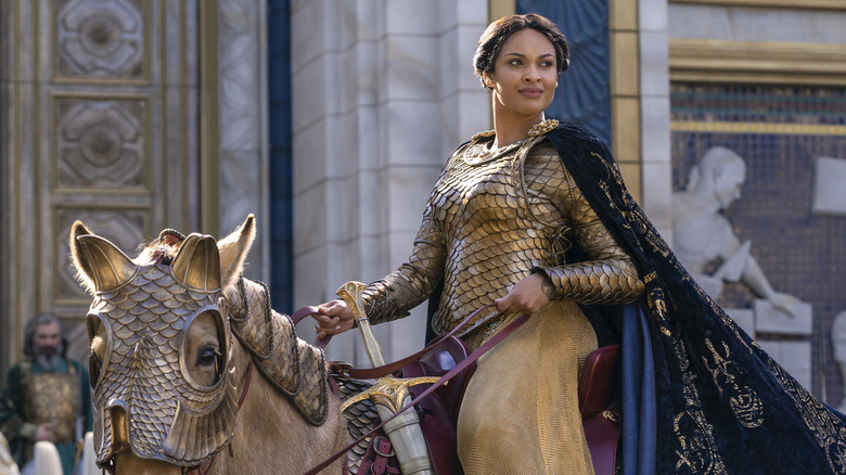 Queen Regent Míriel on horseback