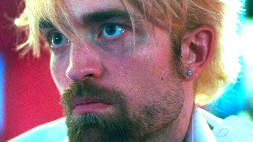 Robert Pattinson Connie Nikas earring beard