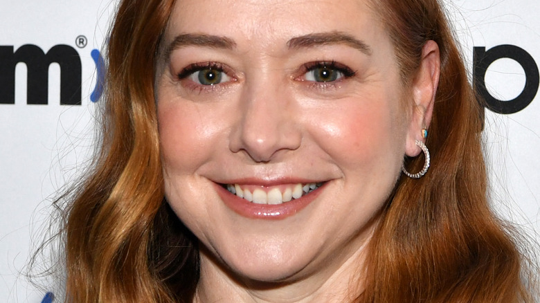 Alyson Hannigan smiling