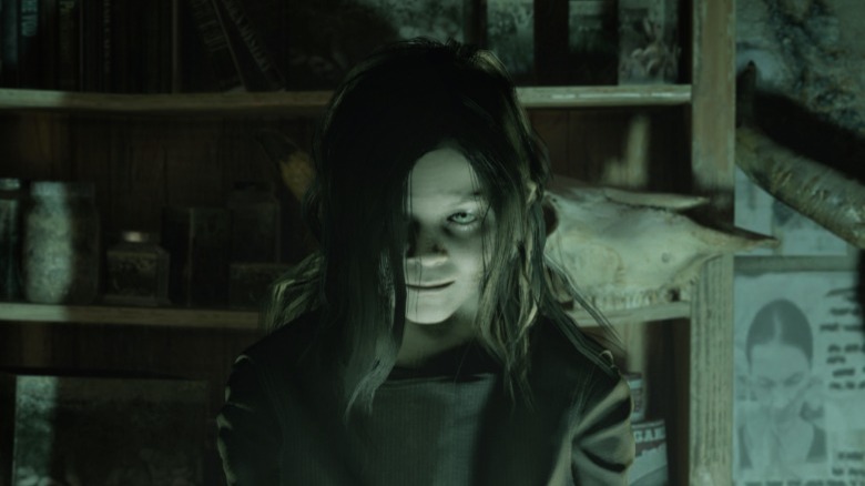 eveline creepy smile