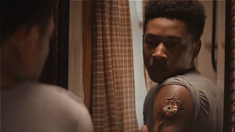 Jacob Latimore arm/Sleight
