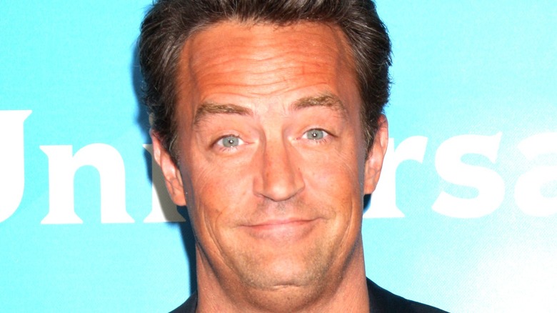 The Sci Fi Sitcom Pilot That Matthew Perry Filmed Before Joining Friends The Sci Fi Sitcom Pilot That Matthew Perry Filmed Before Joining Friends