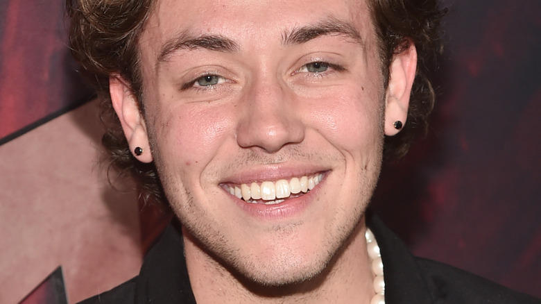 Ethan Cutkosky smiling