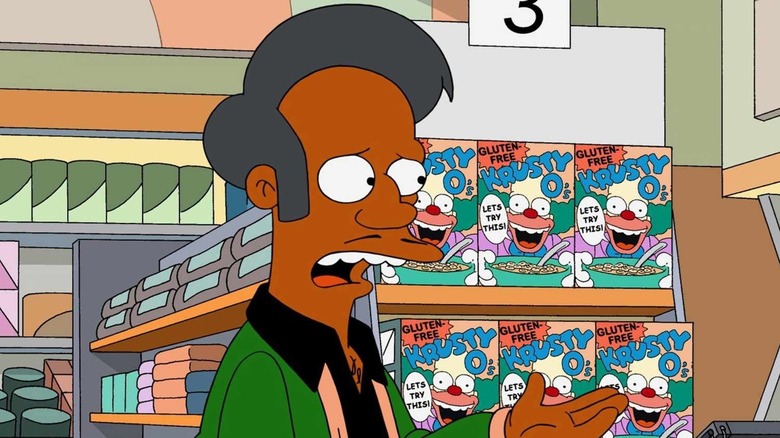 Apu trying to engage in a chat in Much Apu About Something (2016)
