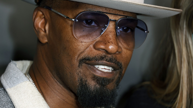 Jamie Foxx blue sunglasses