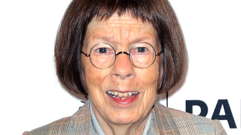 Linda Hunt smiling