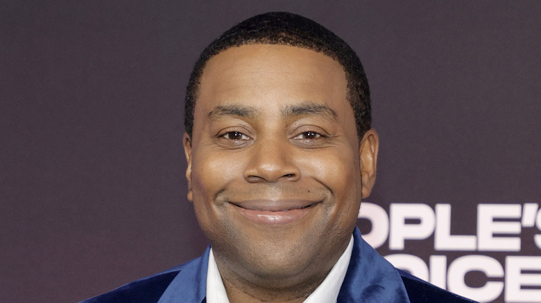 Kenan Thompson smiling red carpet