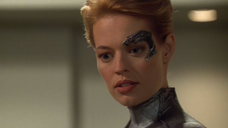 Star Trek: Voyager Seven of Nine looks down