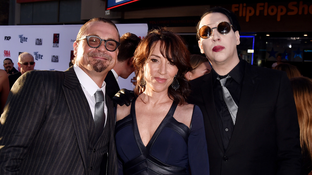 kurt sutter katey sagal marilyn manson red carpet