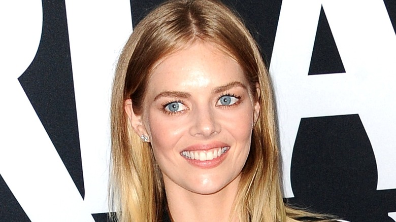 Samara Weaving smiling