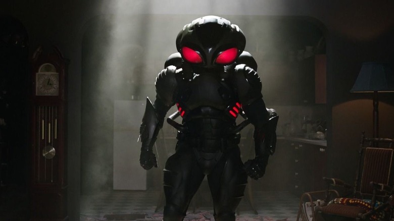 Yahya Abdul-Mateen II suited up
