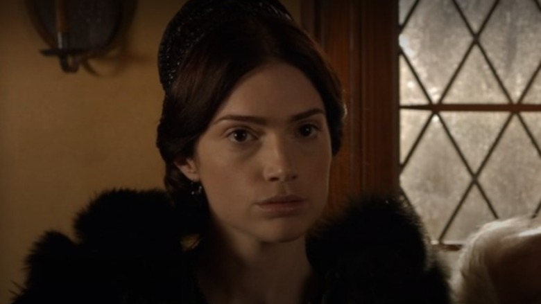 Mary (Janet Montgomery) addresses the Salem townspeople