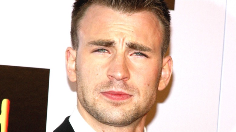 Chris Evans squinting 