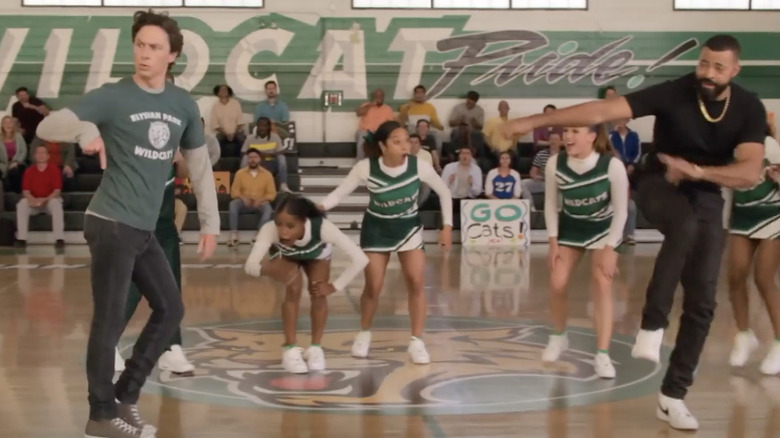 Zach Braff and Paul Baker in Cheaper By the Dozen dance battle 