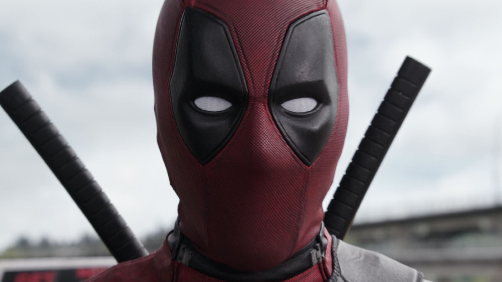 deadpool robot head