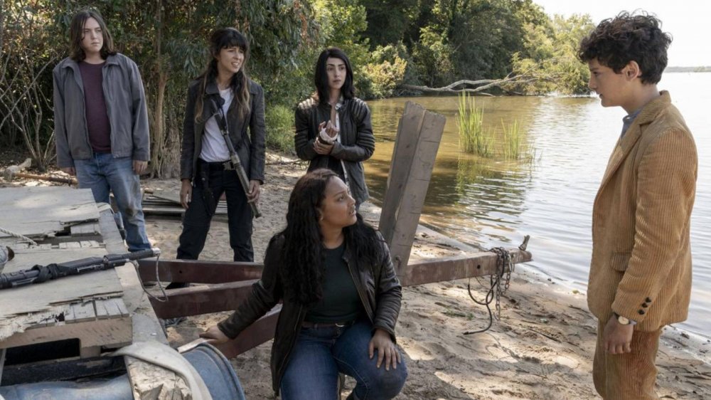 The cast of The Walking Dead: World Beyond find themselves needing a boat