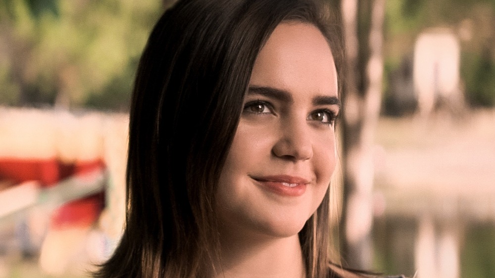 Bailee Madison Avery smiling