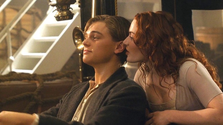 Jack and Rose in carriage in Titanic