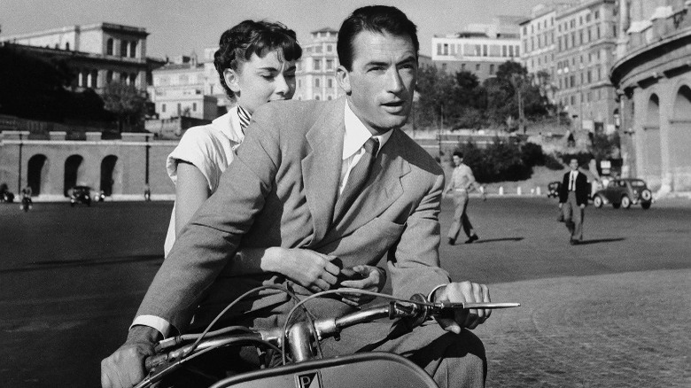 Peck Hepburn vespa ride happy Roman Holiday