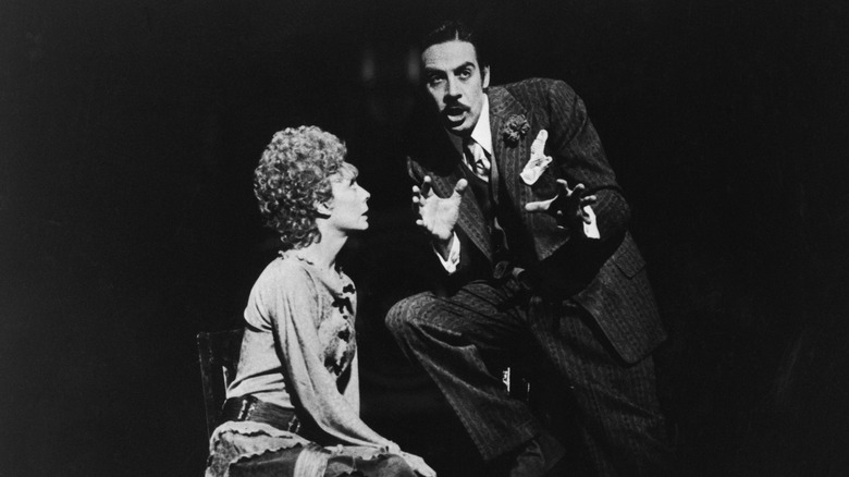 Jerry Orbach and Gwen Verdon acting in Chicago (1974)