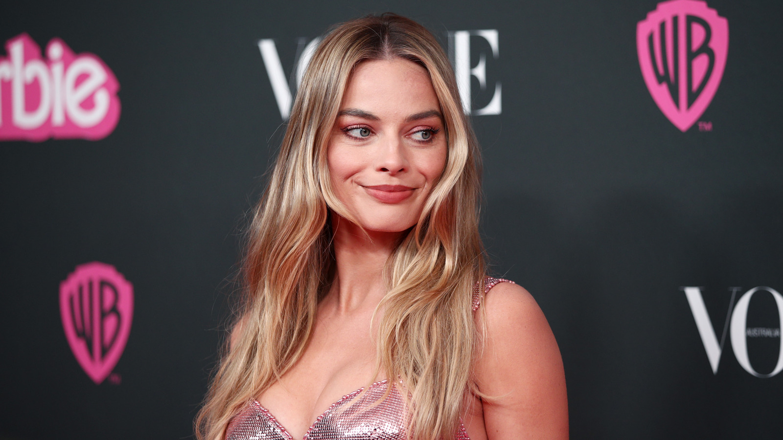 The Transformation Of Margot Robbie From Childhood To Barbie